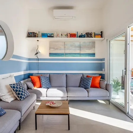 Elicriso Villa Geremèas